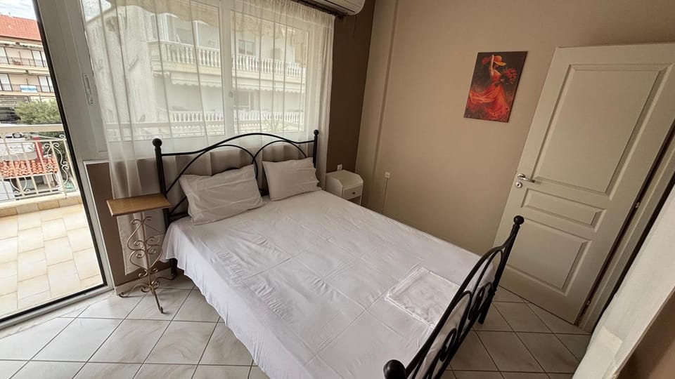Laskos Studios Apartment in Halkidiki