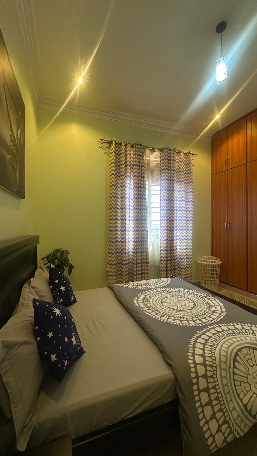 A Home Away Apt With Unlimited Wifi Apartment in Kampala