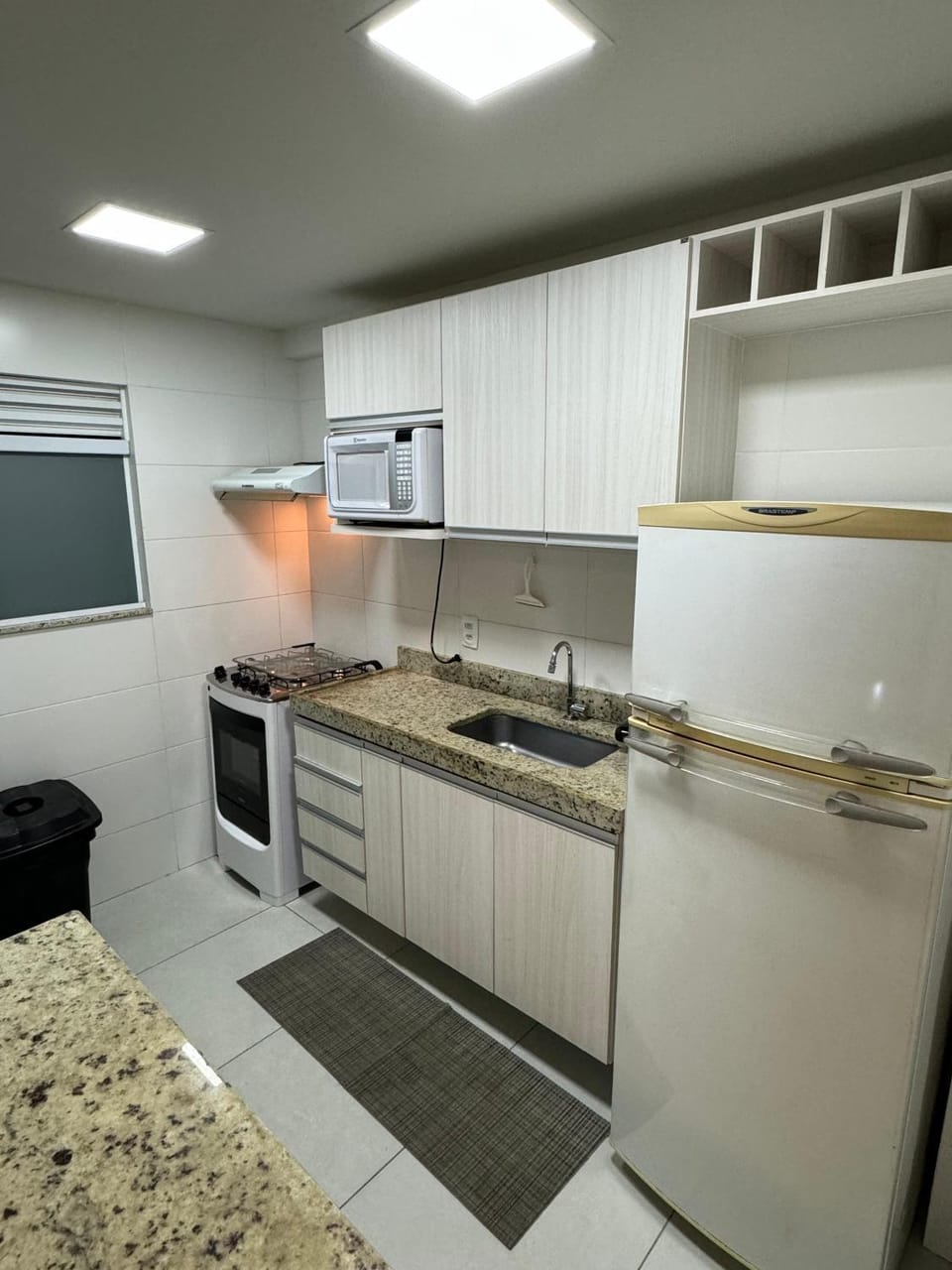 Quarto e sala bem distribuído na Meira Júnior em Cabo Frio Apartment in Cabo Frio