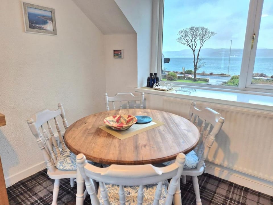 Dining area, Sea view
