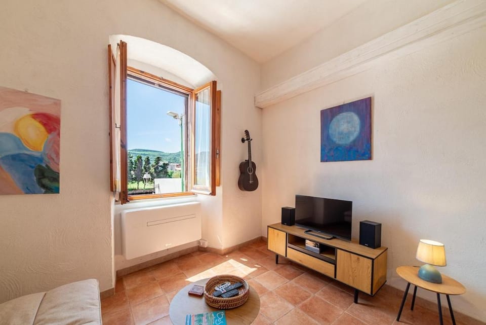 Sardinian Gallery River Temo Apartment in Bosa