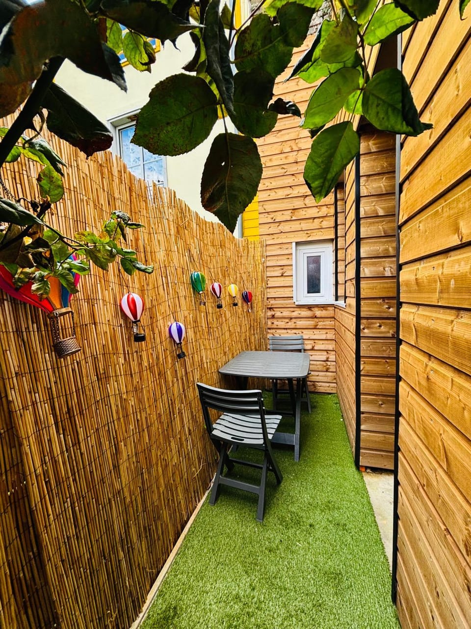 Property building, Patio, Garden, Garden view