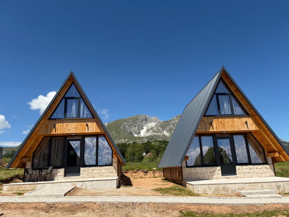 Maple Valley House in Montenegro