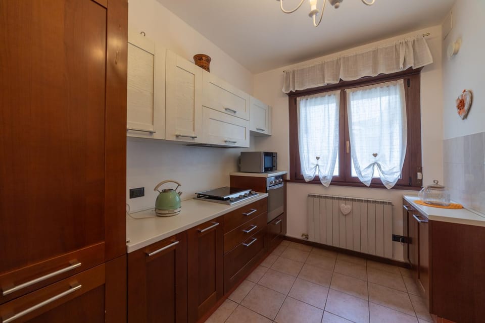 Kitchen or kitchenette, kitchen