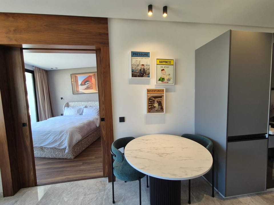 Modern Studio Abdelmoumen Apartment in Casablanca