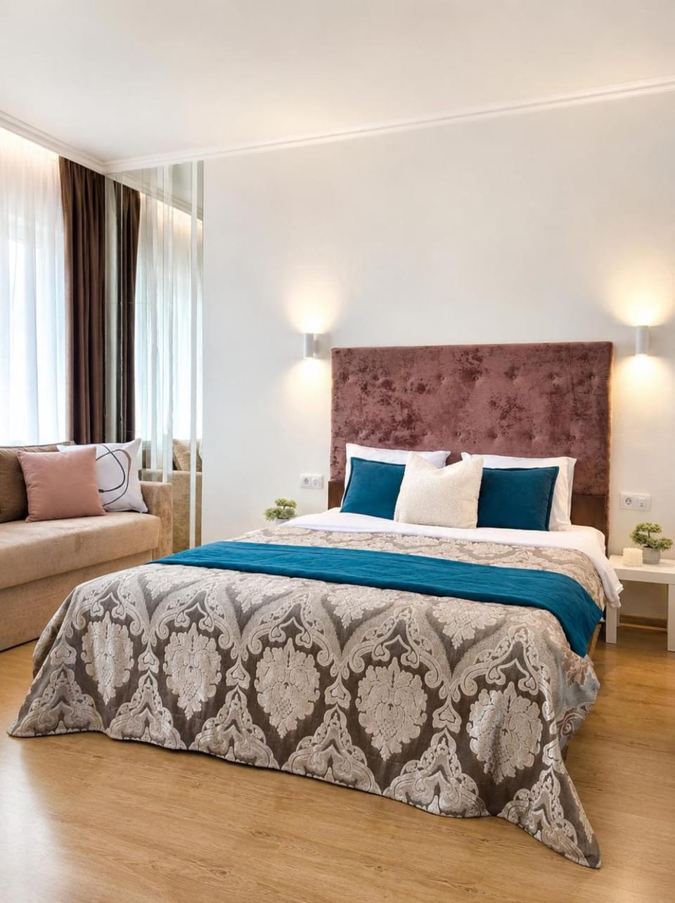 Bed, Photo of the whole room, Bedroom