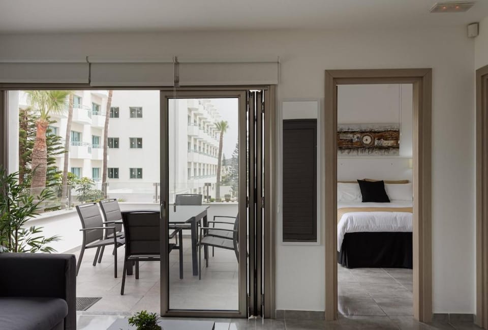 Theama Coastal Apt by Staycom Apartment in Protaras