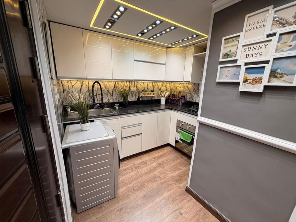 Panoramic Nile View 3 Bedroom Apartment Families Dokki Apartment in Cairo
