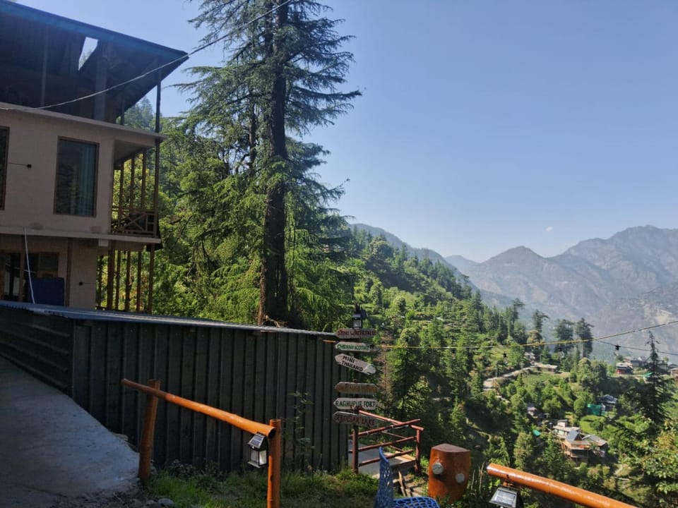 Property building, Nearby landmark, Spring, Day, Natural landscape, View (from property/room), Balcony/Terrace, Mountain view