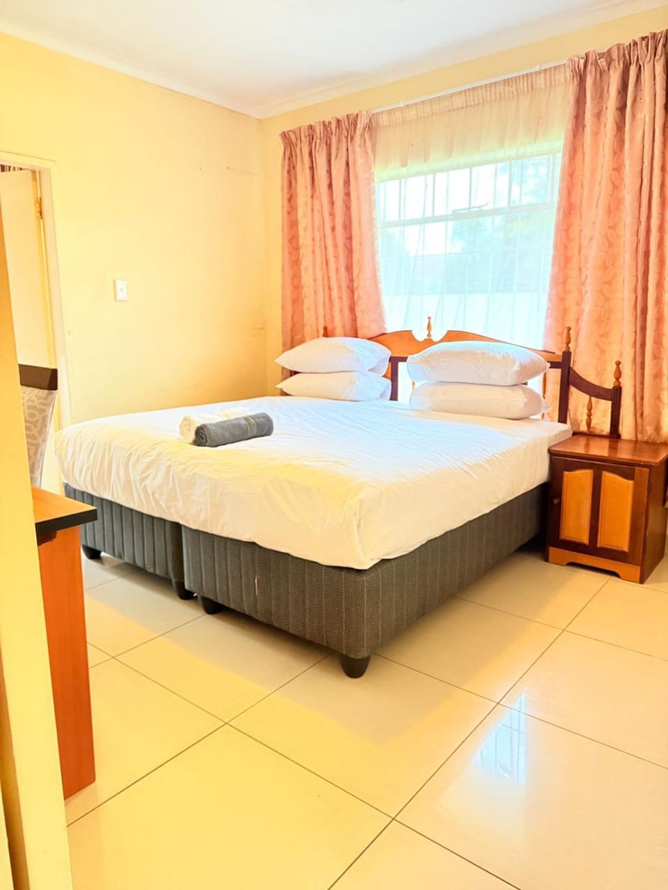 Bed, Bedroom, wardrobe