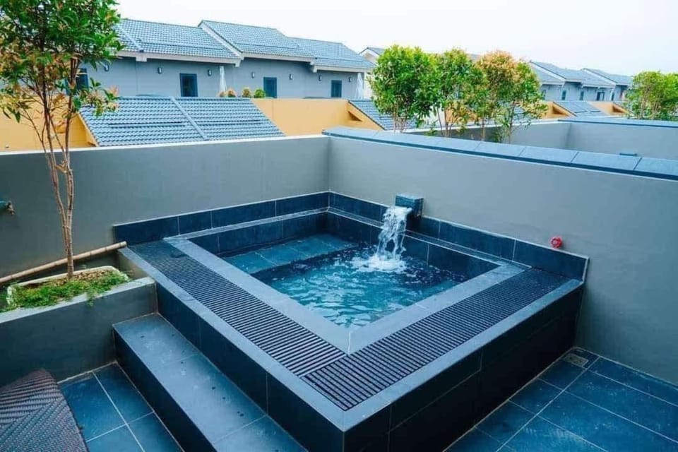 Căn hộ shoptel LYNN TIME Thanh Thuỷ Apartment in Vietnam