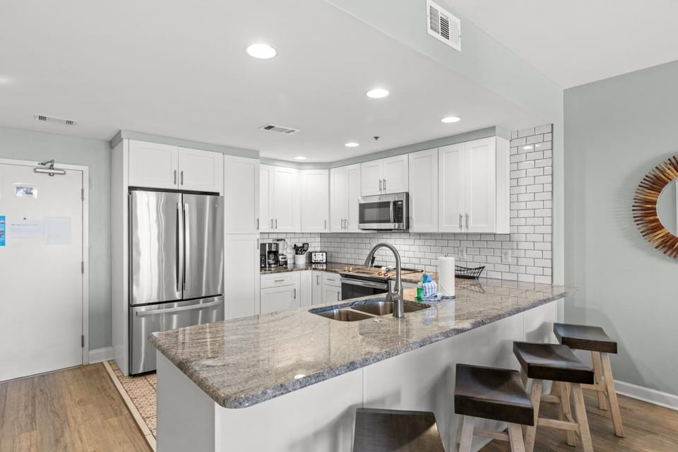 Kitchen or kitchenette, kitchen