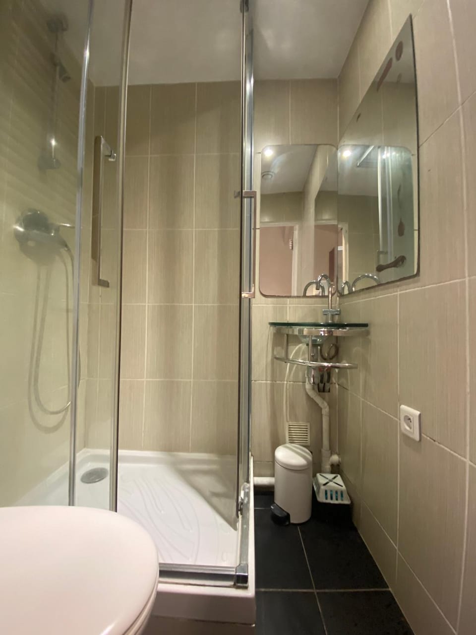 Studio Rue Lacépède Apartment in Paris