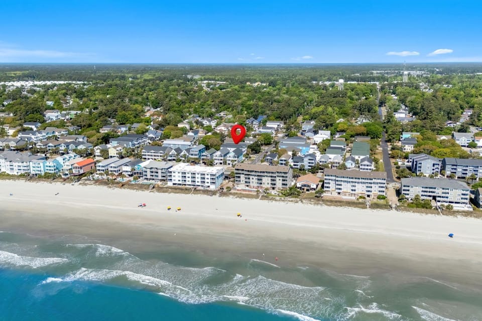 Anna's Paradise - Beach House With Pool House in Surfside Beach