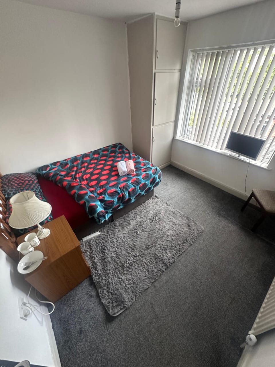 Quiet room 3 Bed and Breakfast in Coventry