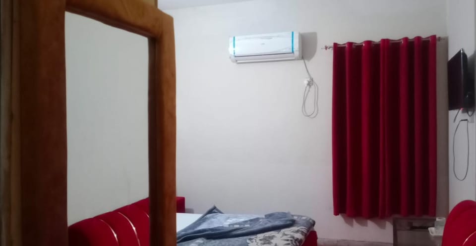 Eden Plus Executive Hotel Lahore Hotel in Lahore