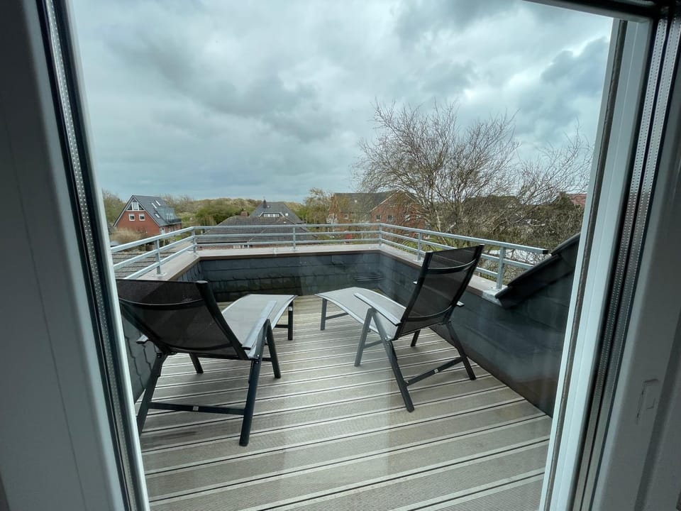 View (from property/room), Balcony/Terrace