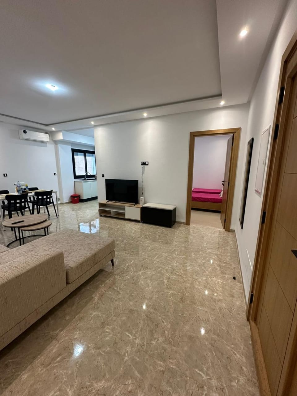 Appartement tout neuf sur la zone touristique près de la plage Apartment in Sousse