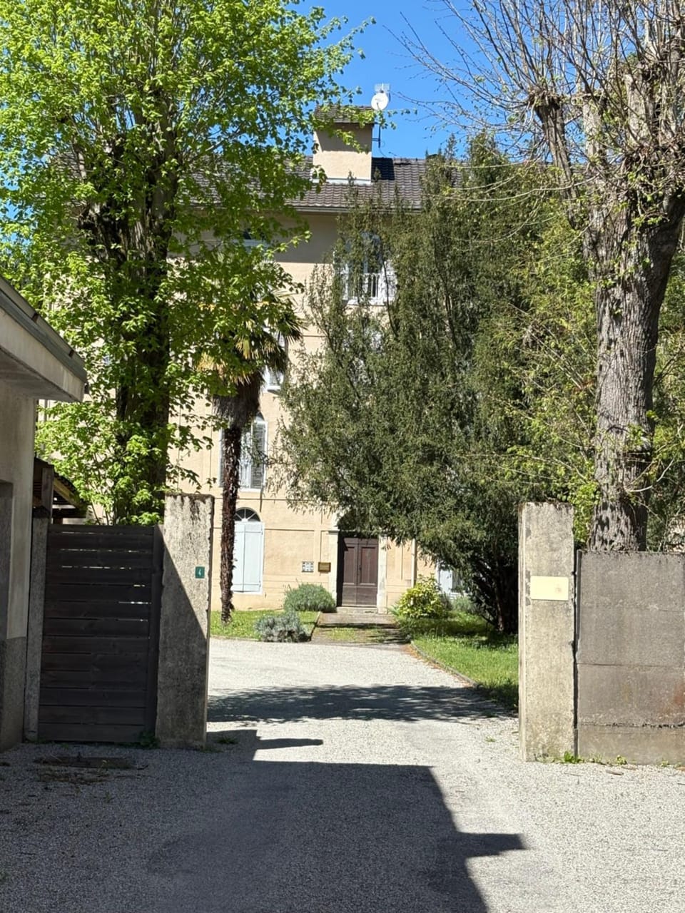 Property building, Day