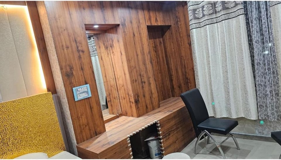 Yatri room Vacation rental in Varanasi