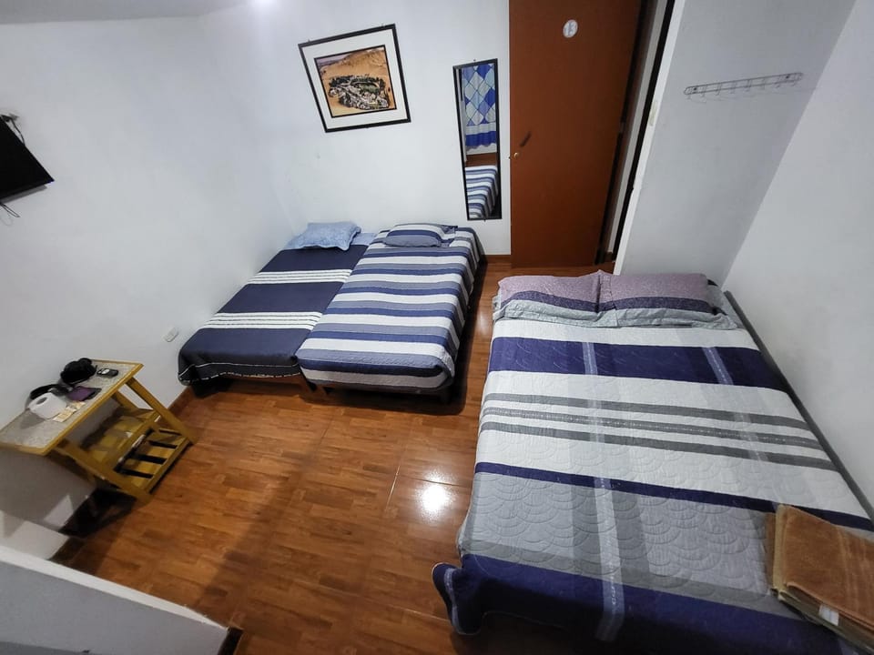 Habitación triple con entrada independiente Bed and Breakfast in Ica