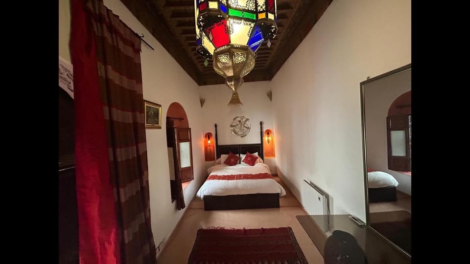 Riad LE DROMADAIRE BLEU by Weekome Bed and Breakfast in Marrakesh