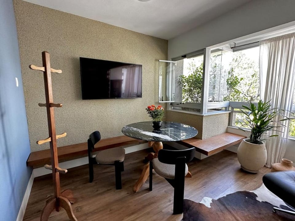 Stylish apartment in the heart of Praia do Canto House in Vitoria