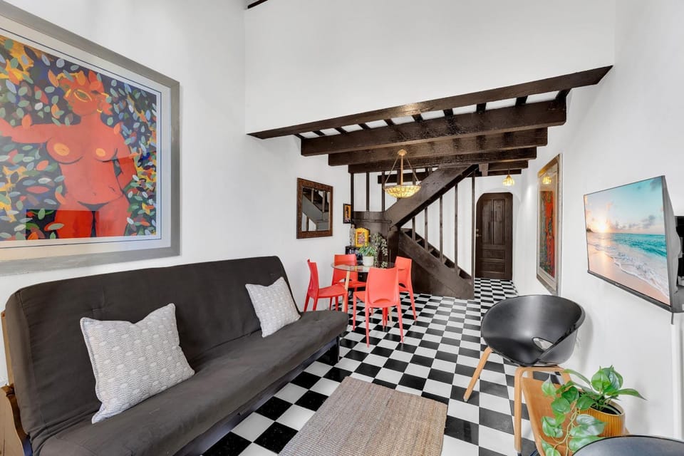 Communal lounge/ TV room, Living room