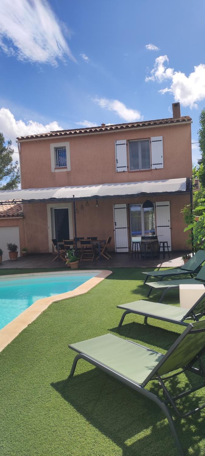 Garden, Swimming pool, sunbed