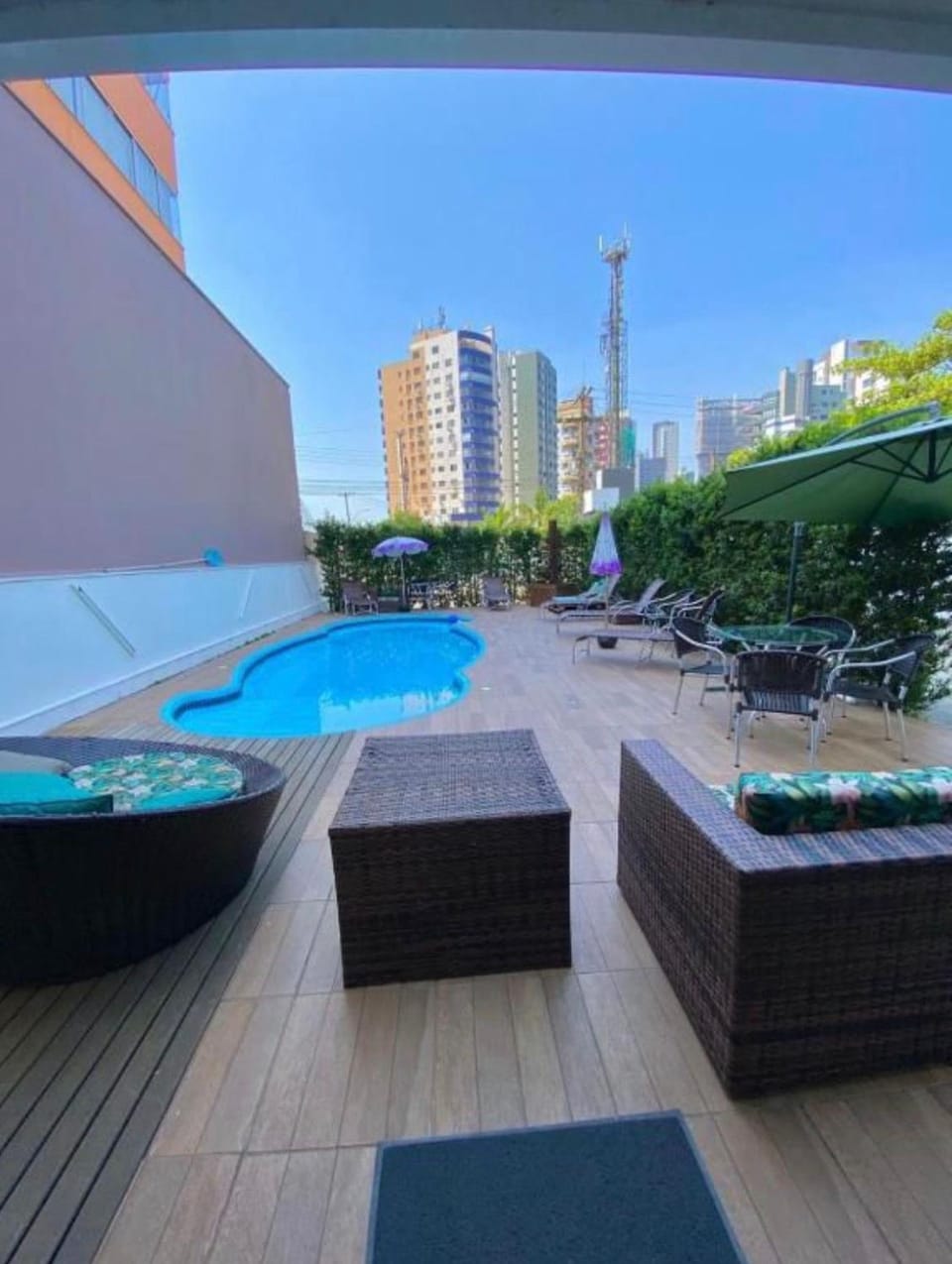 Swimming pool, sunbed