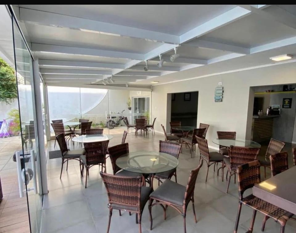Restaurant/places to eat, Dining area