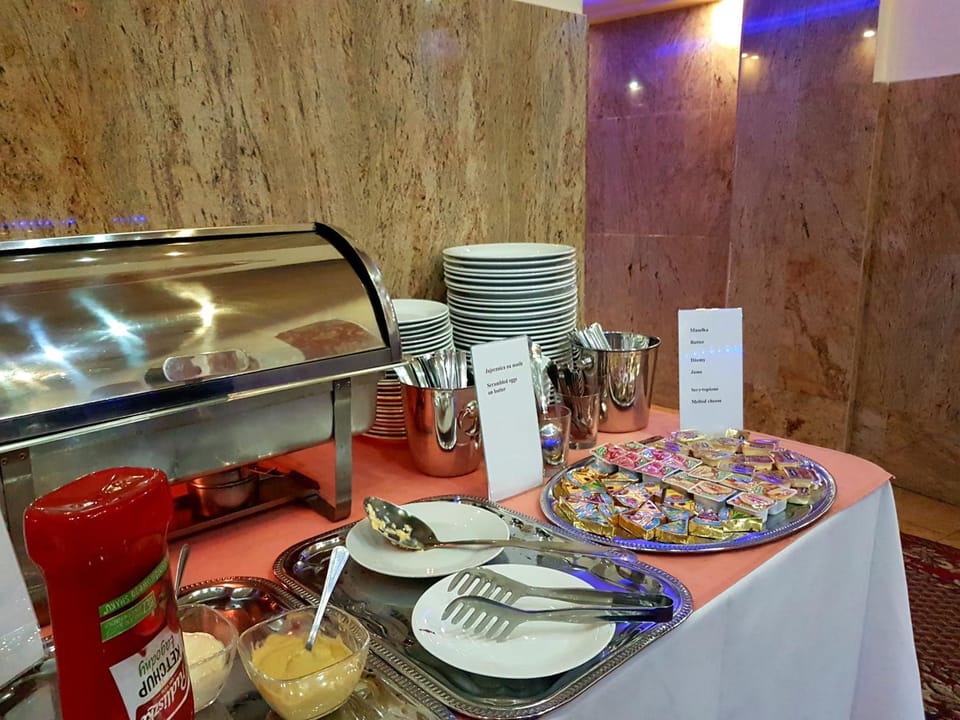 Food, Breakfast, Buffet breakfast