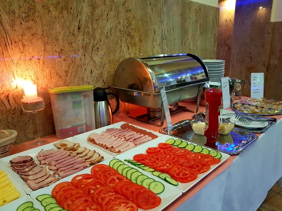 Food, Breakfast, Buffet breakfast