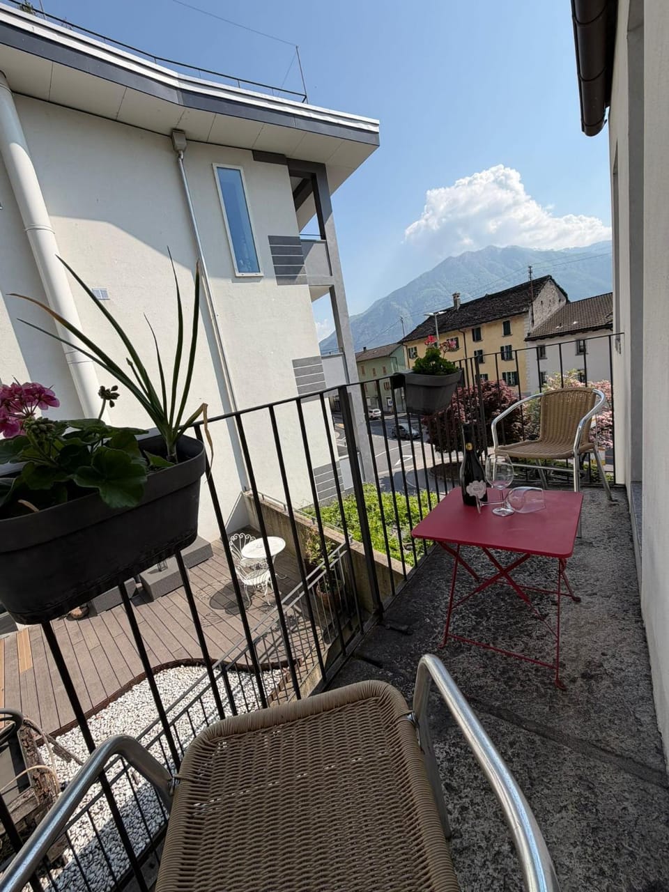 Property building, Balcony/Terrace