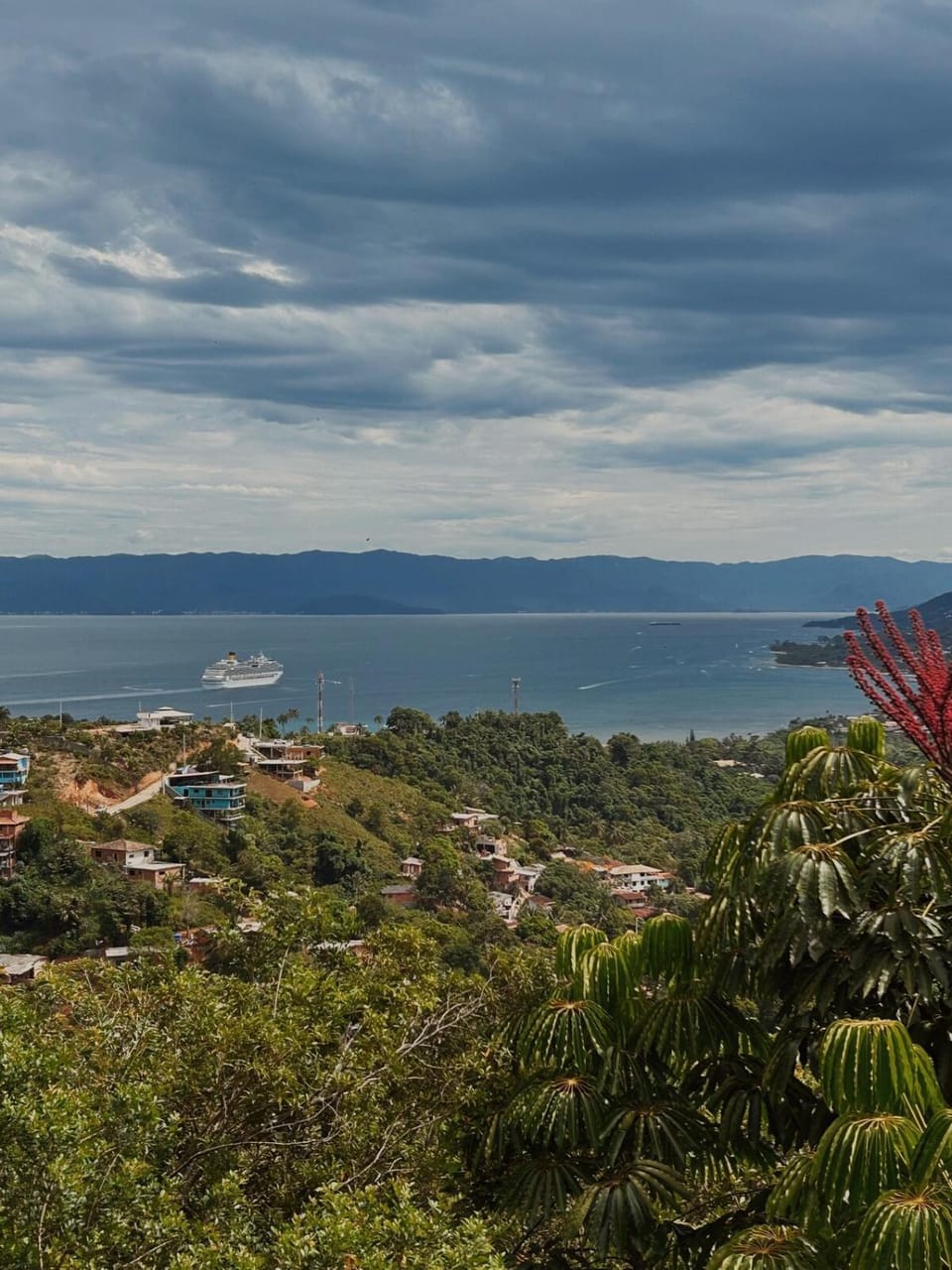 Chalé com vista panorâmica em Ilhabela House in Ilhabela