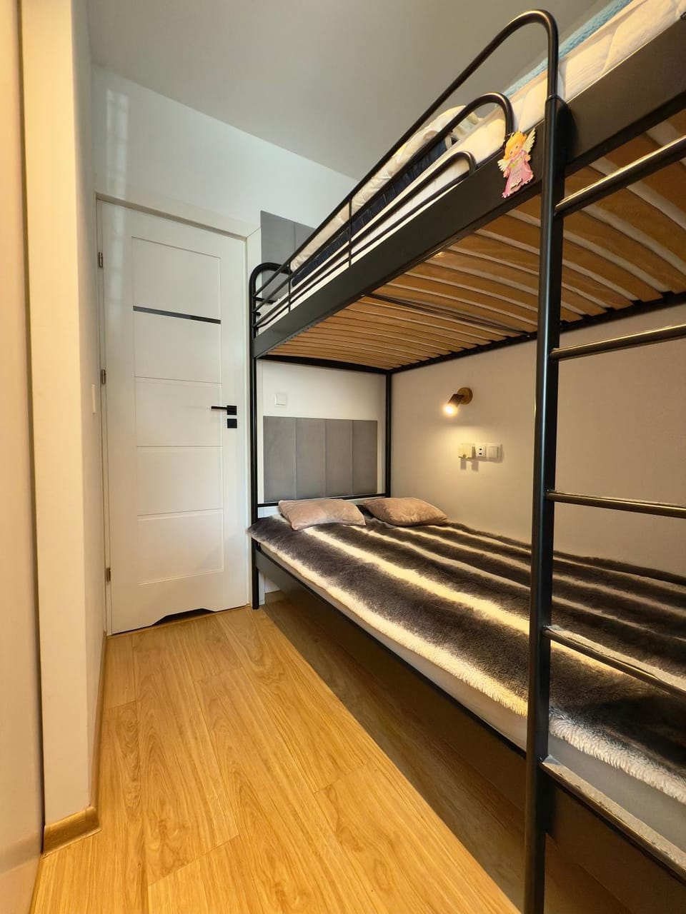 bunk bed