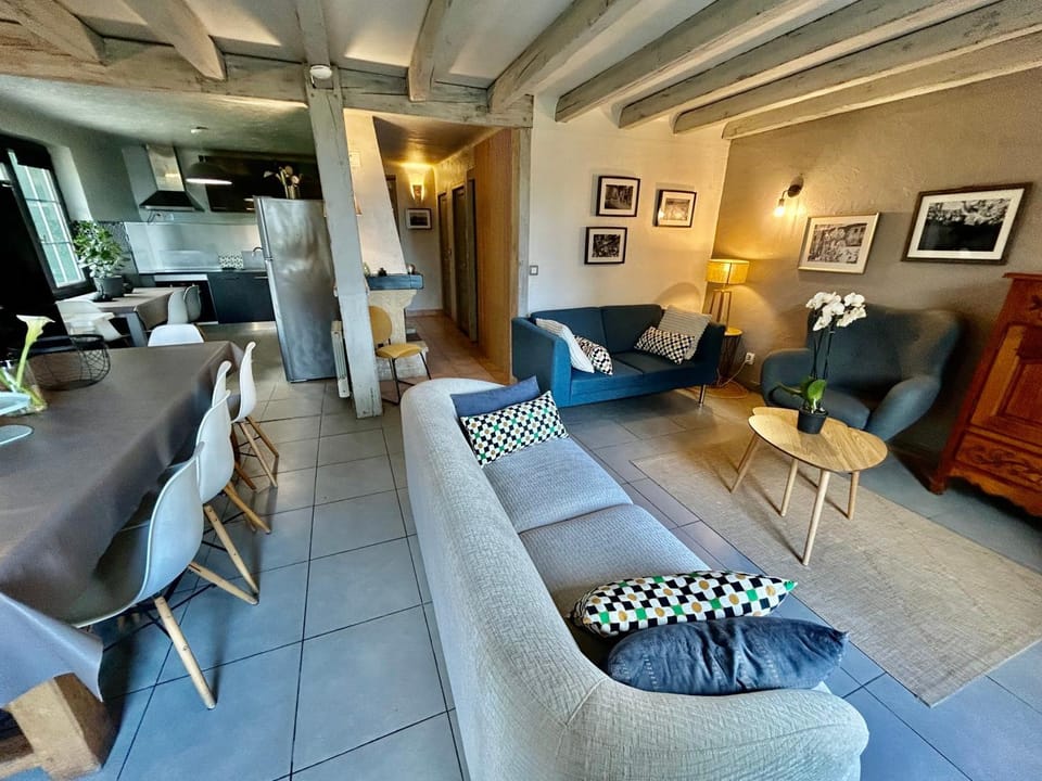 Gite PEROCH BAITA T4 avec jardin vue mer montagnes Apartment in Hendaye