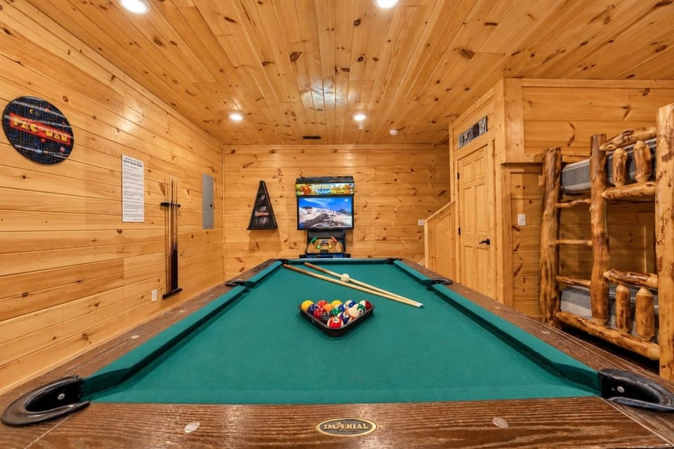 Gatlinburg Views Lodge cabin Cabin in Gatlinburg