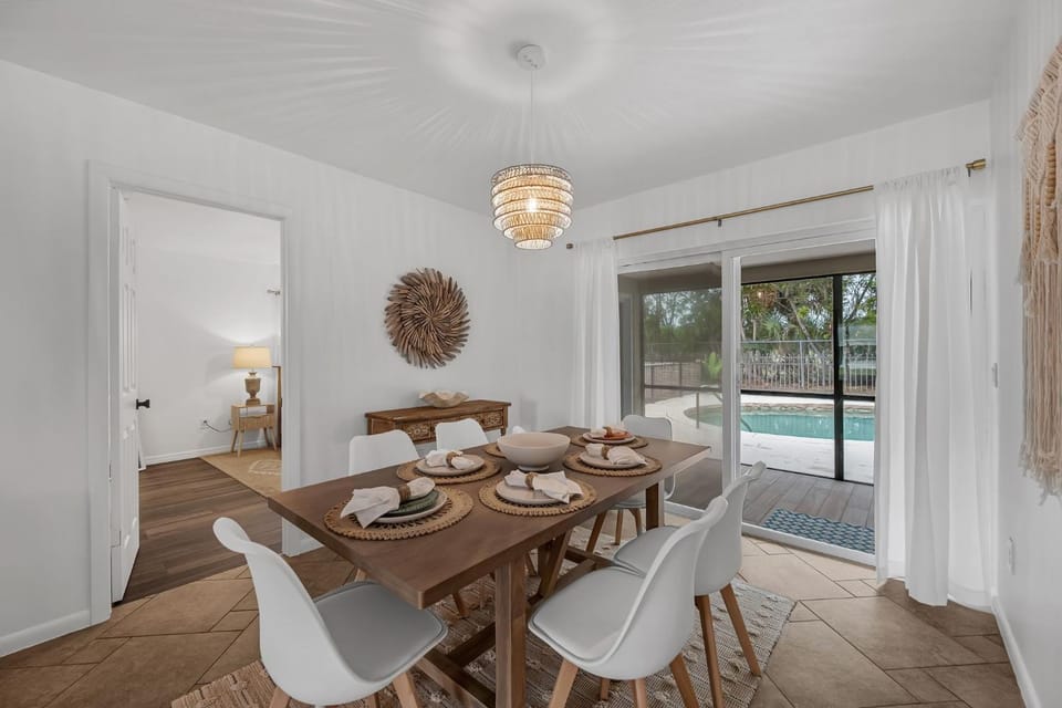 Bolero Fairway Oasis House in Naples