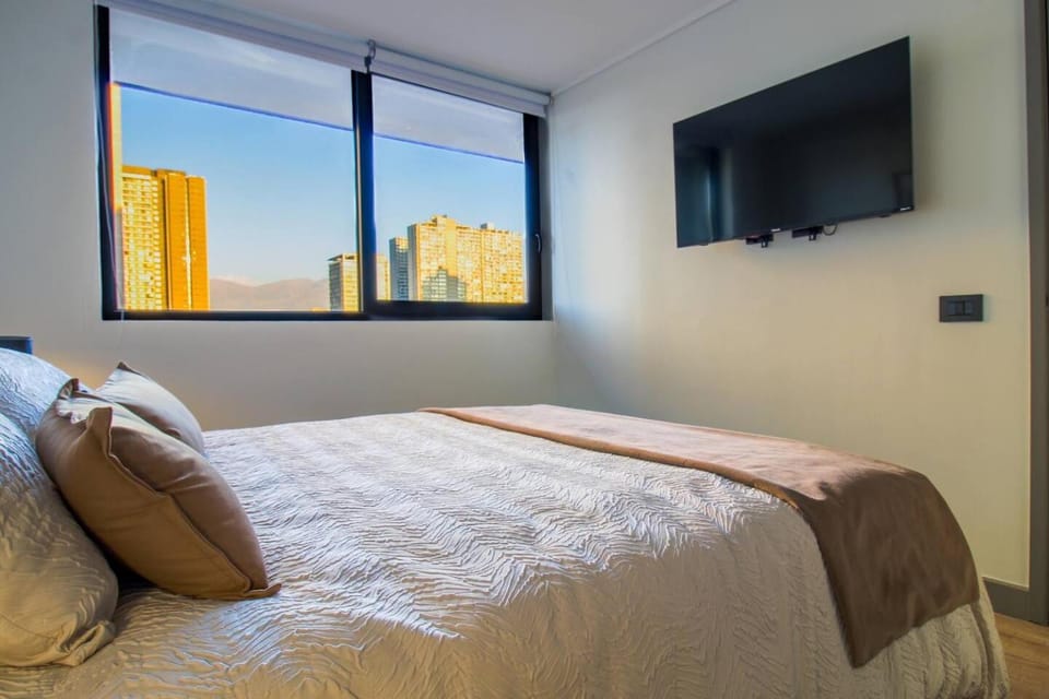 Communal lounge/ TV room, Bed, TV and multimedia, Photo of the whole room, Evening entertainment, Bedroom