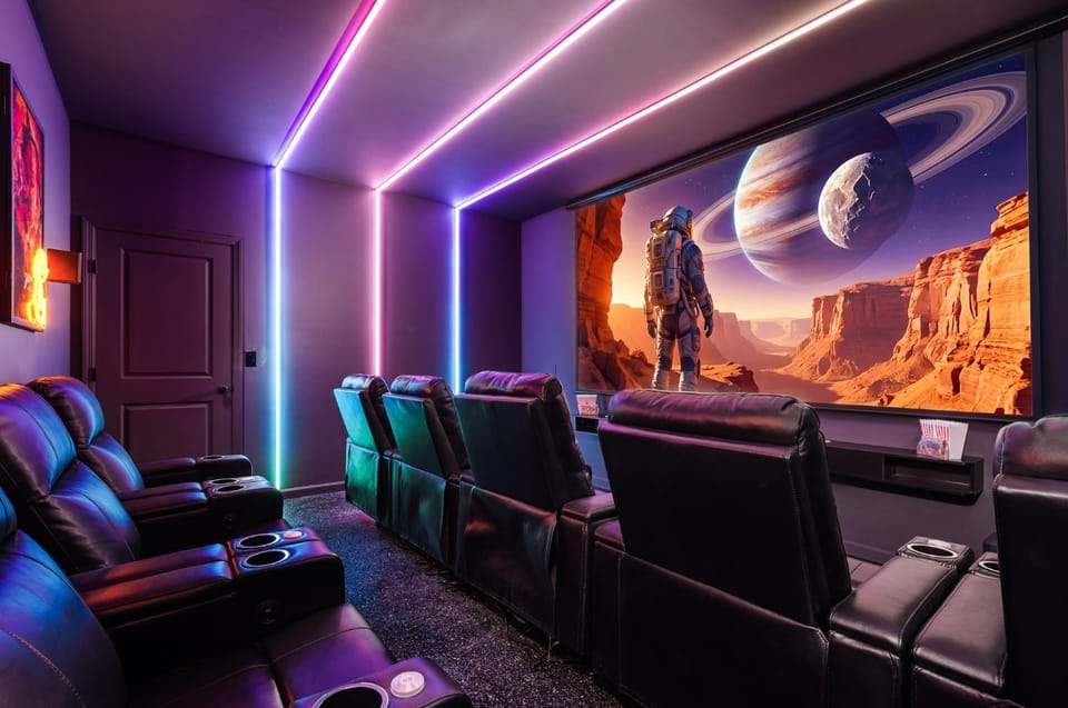 TV and multimedia, Photo of the whole room, Seating area, Entertainment