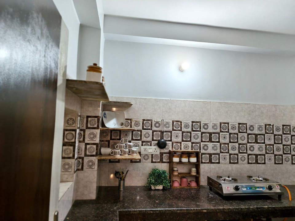 The pecific flat Apartment in Varanasi