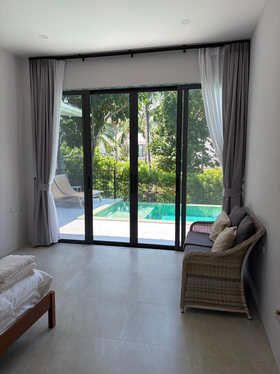 Velora Private Pool Villa - Spacious 3BR, Walk to Hin Kong Beach Villa in Ko Pha-ngan Sub-district