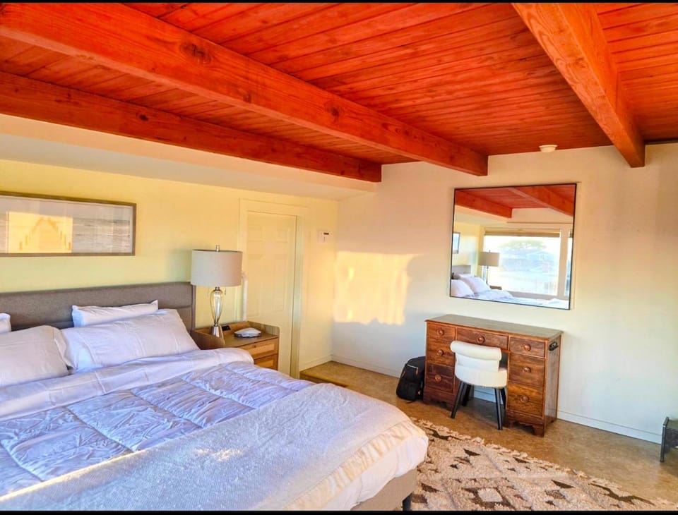 Ocean view-Huge backyard-Quiet neighborhood House in Sonoma County