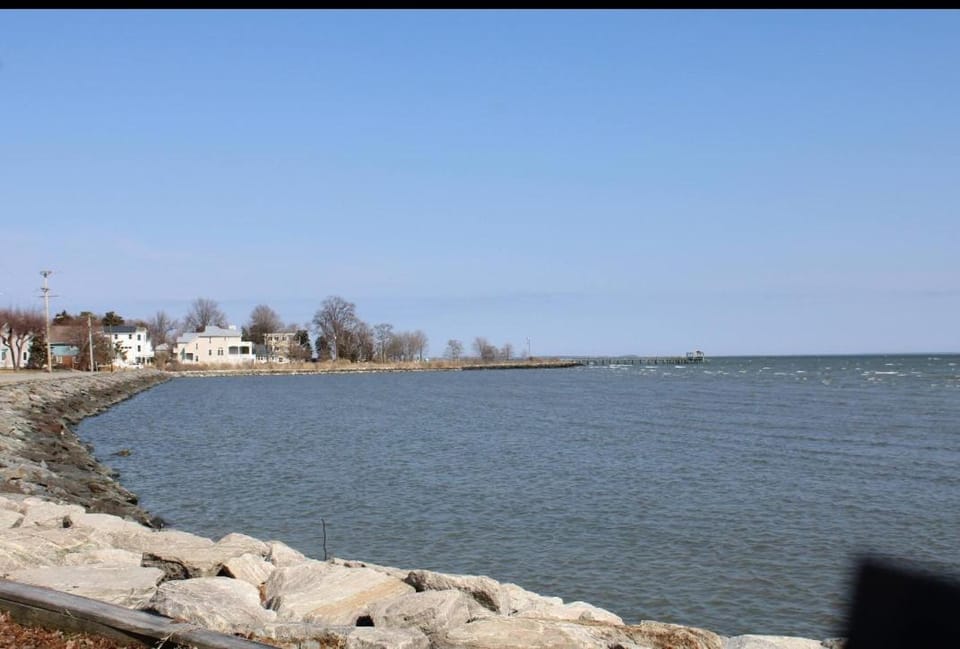 Bay Front Manor House House in Anne Arundel County