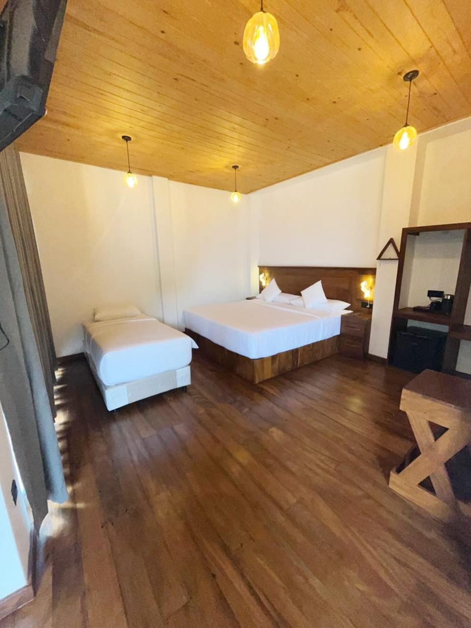 Photo of the whole room