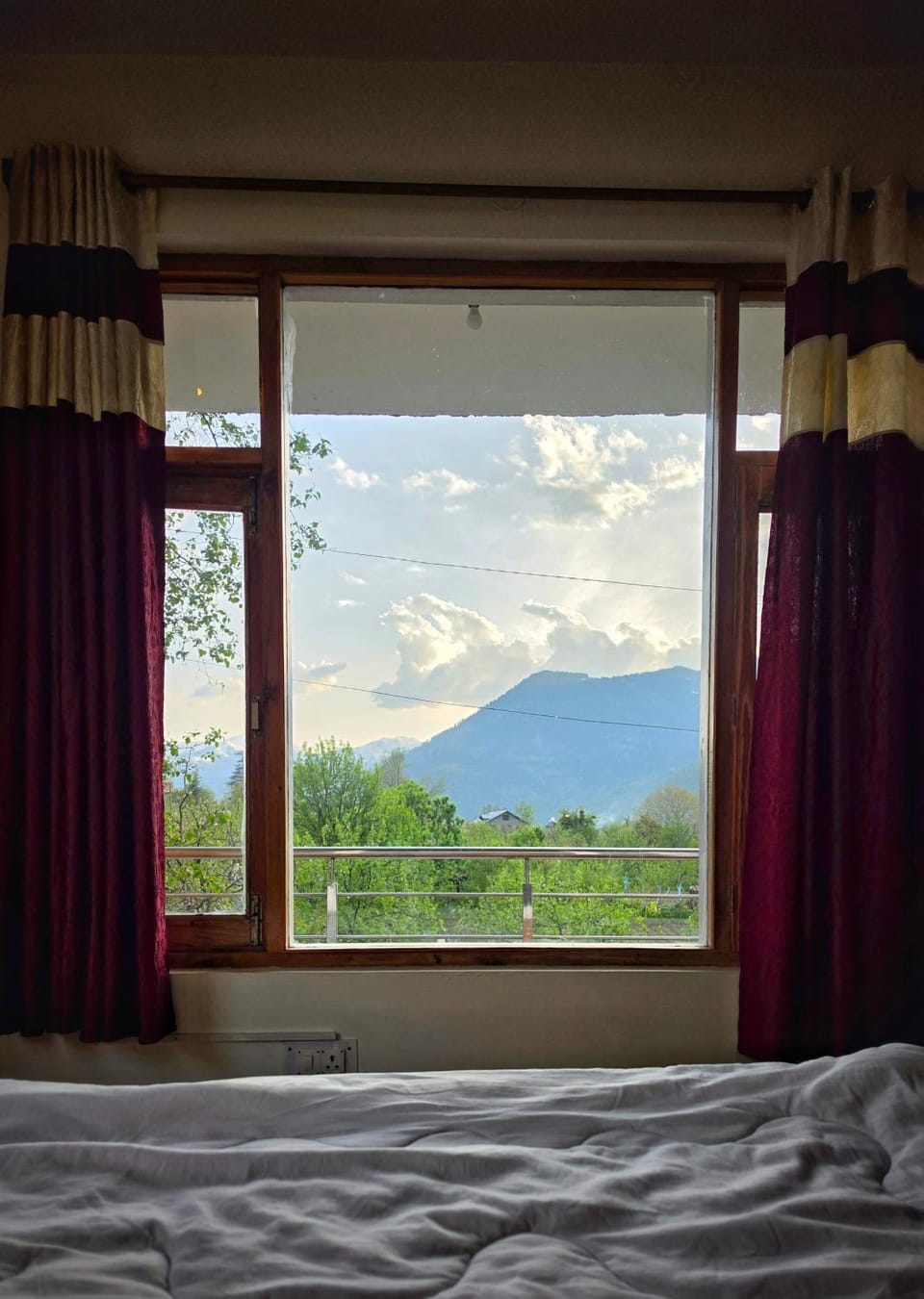 Hi Strangers Stay Manali Hostel in Himachal Pradesh