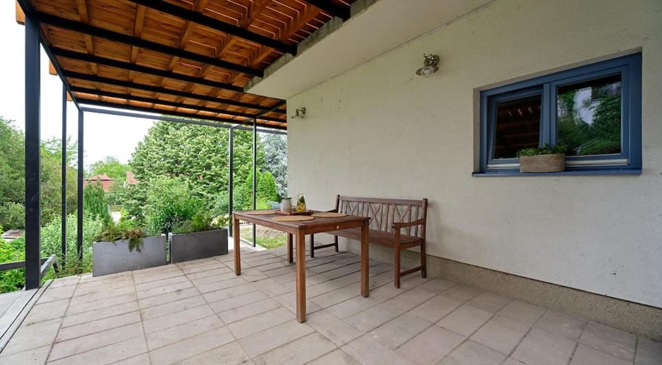 Property building, Balcony/Terrace