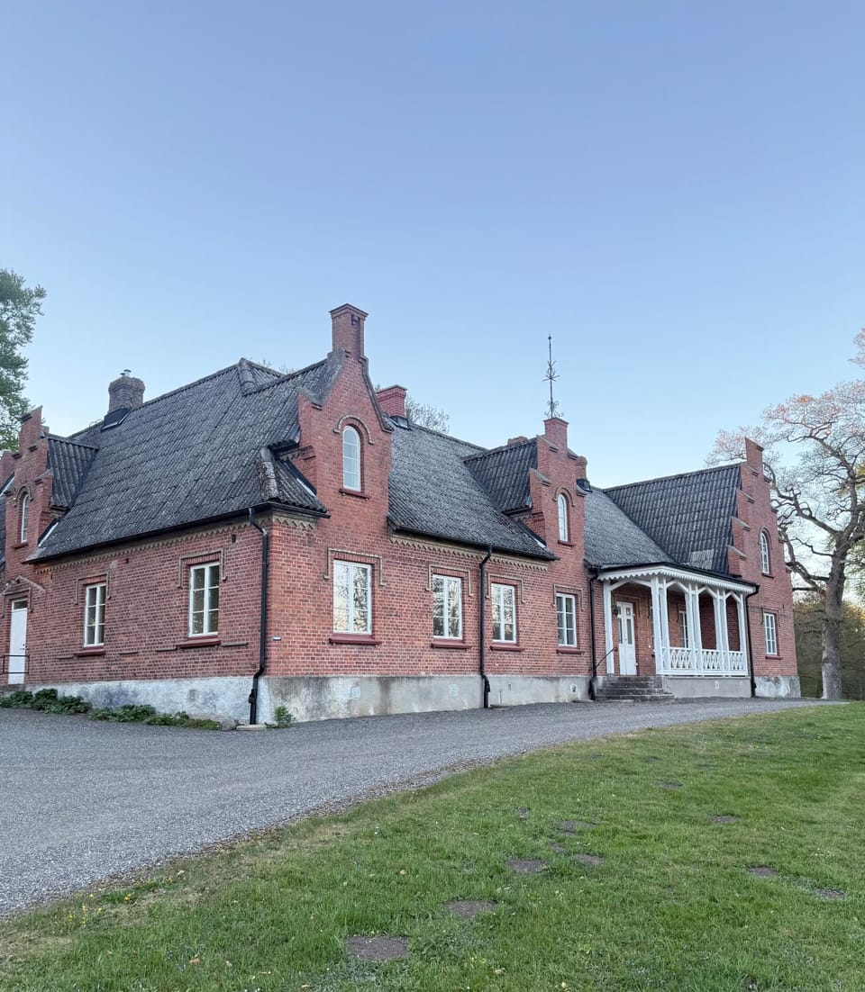 Kronovall Park Residence Hotel in Skåne County