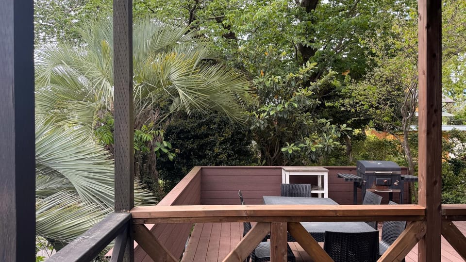 Garden, Balcony/Terrace